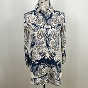 Soft Surroundings white and blue floral button up collared tunic with pockets